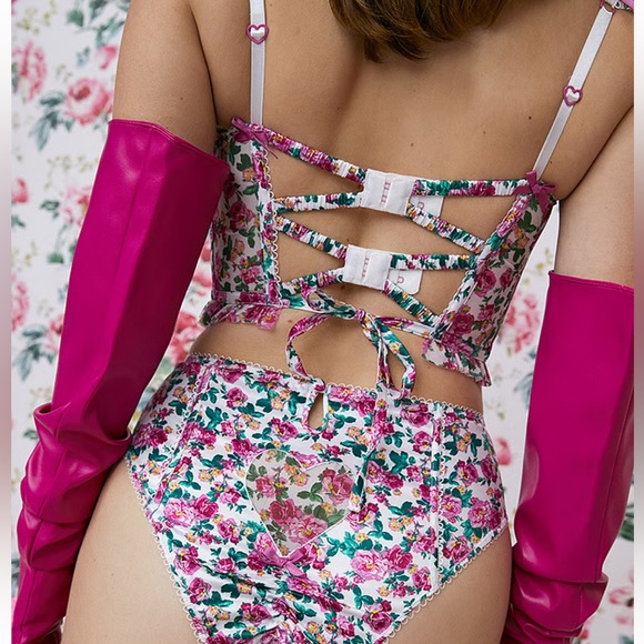 *SOLD* NWT For Love & Lemons Heart Bloom Bustier Top - Picture 6 of 8